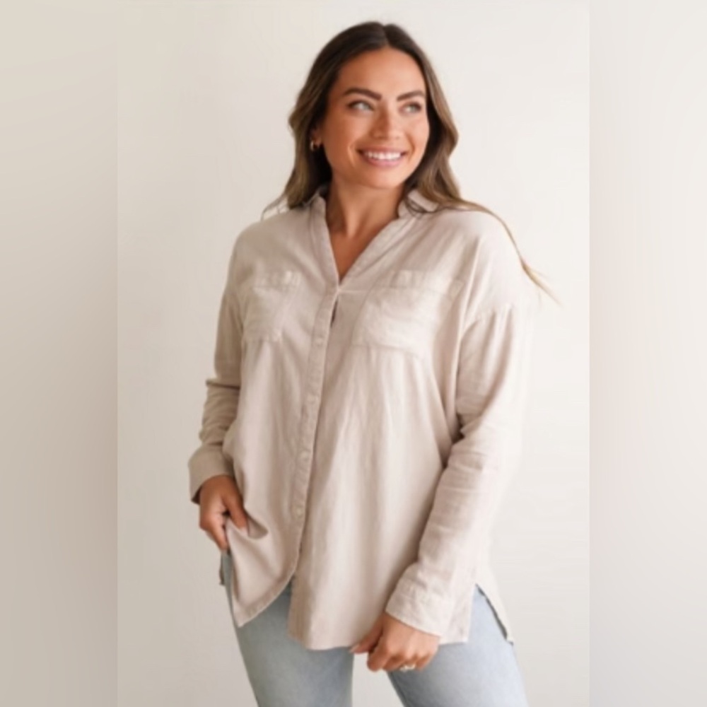 Carly Jean Los Angeles “Ari” Button Down Shirt, Size Small